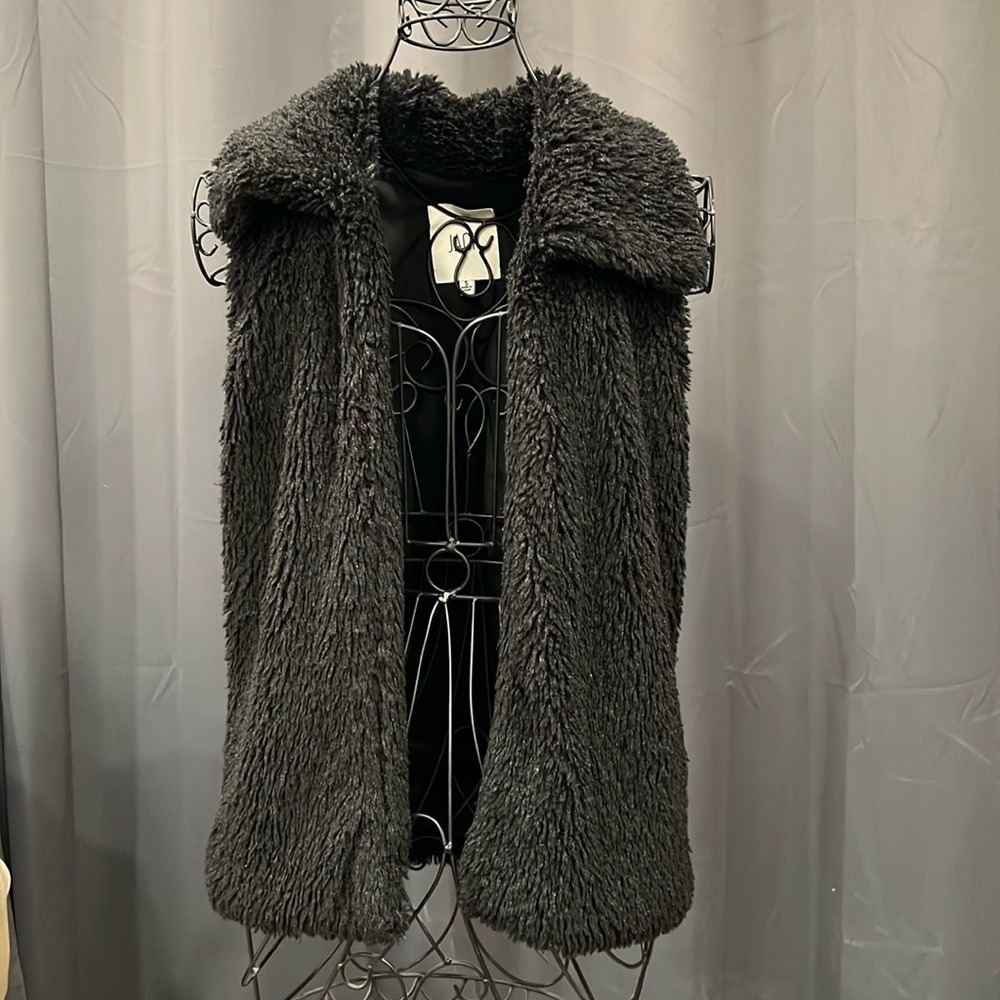 Small black jack vest